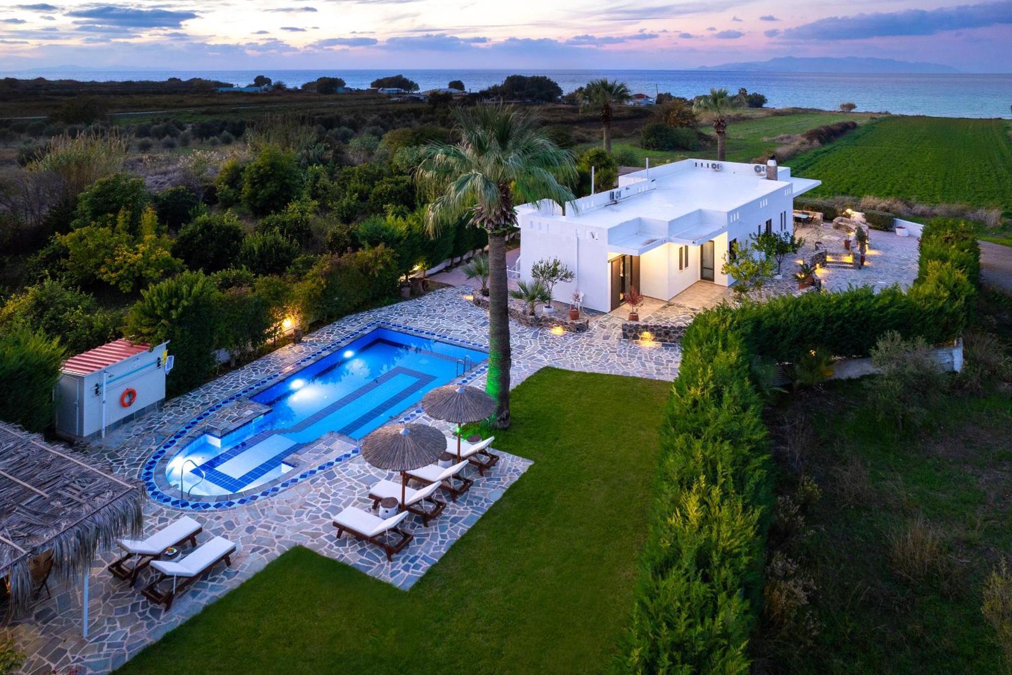 Villa Palmeras Soroni Exteriér fotografie